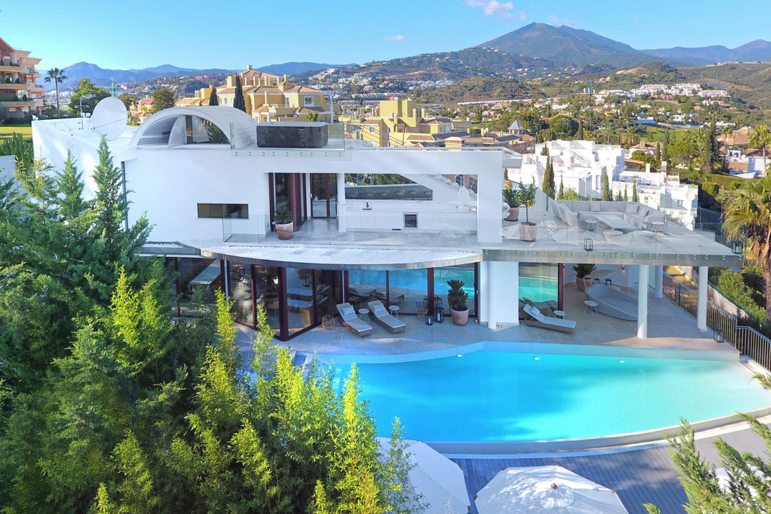 Villa Suena Blanca, 7-bed villa in Nueva Andalucia, Marbella – photo 1