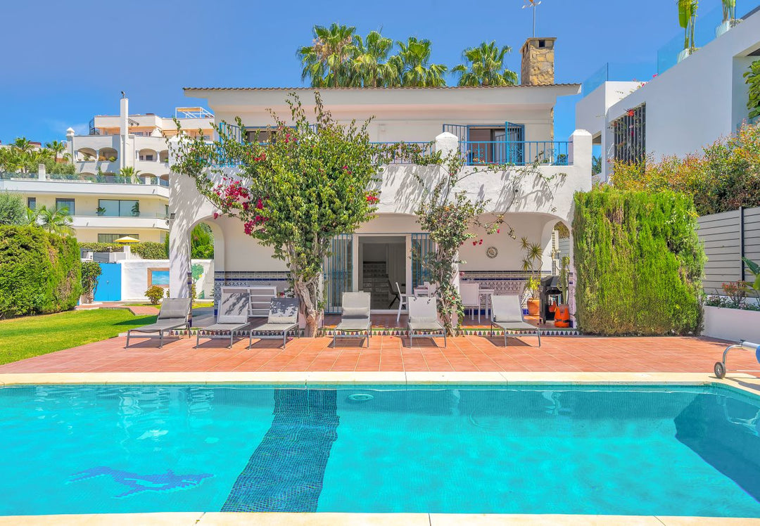 Villa Elena, 5-bed villa on the Golden Mile, Marbella – photo 1