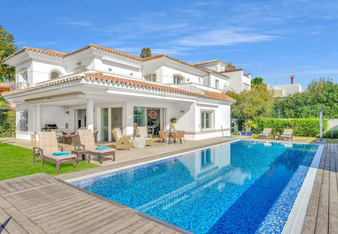 Villa Molly, 4-bed villa in Elviria, Marbella – photo 1