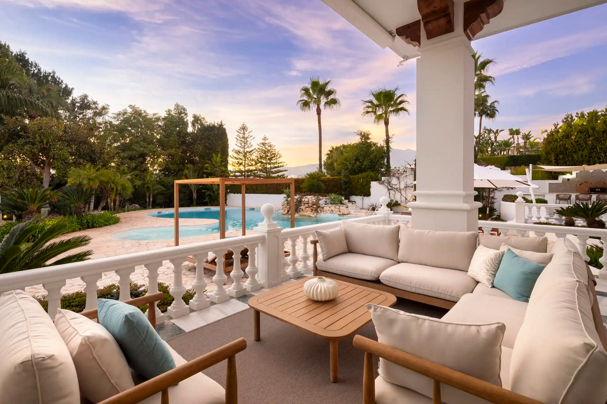 10-bed Villa Alhambra