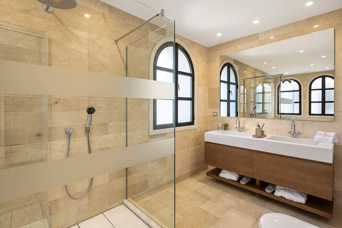 10-bed Villa Alhambra