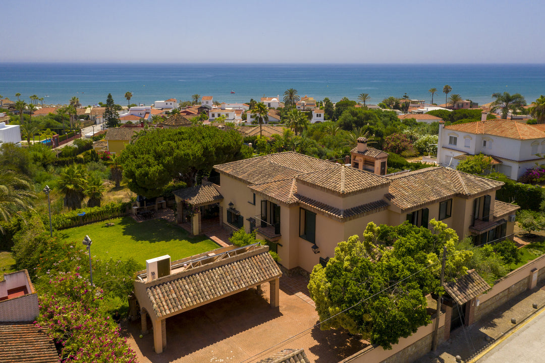 Villa Amfora, 8-bed villa in Elviria, Marbella – photo 1