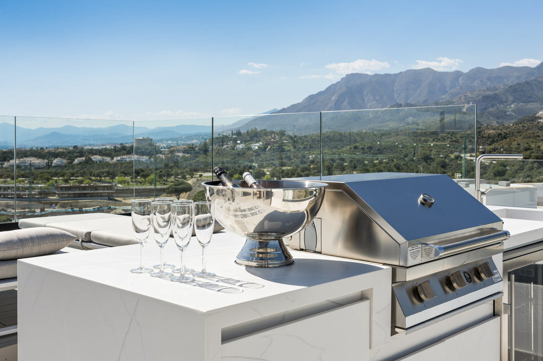 Soul Marbella Penthouse, 3-bed penthouse in Los Monteros, Marbella – photo 1