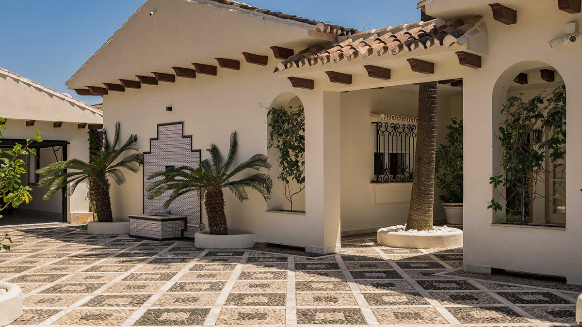 5-Bed Villa La Concha