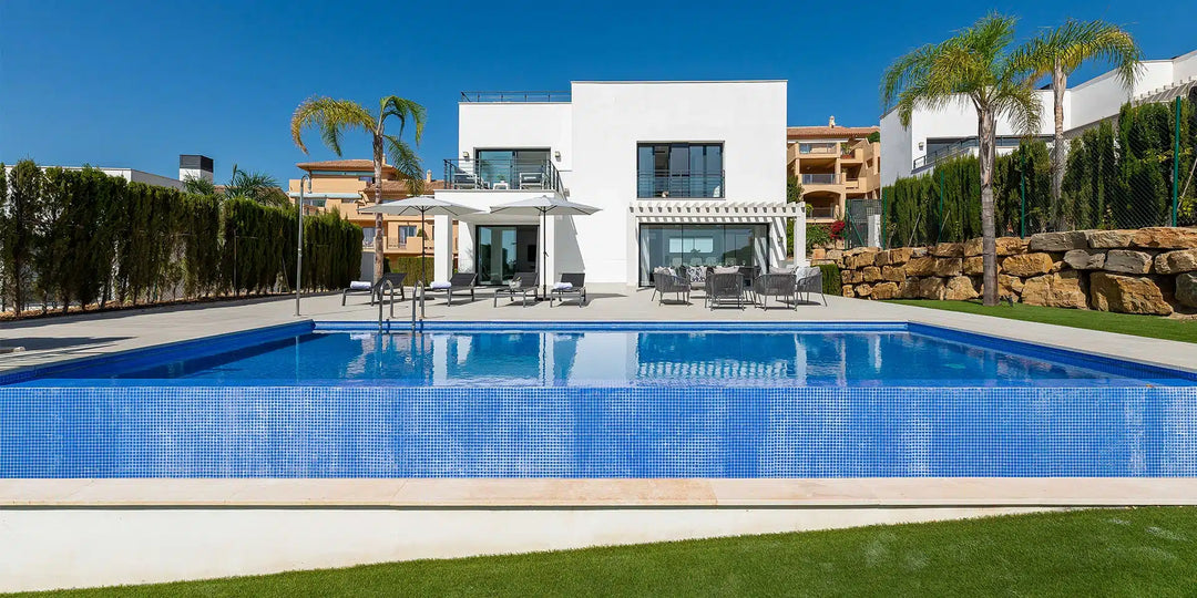 Villa La Resina, 4-bed villa in Estepona, near Marbella – photo 1
