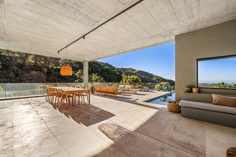 5-Bed Villa Discreta