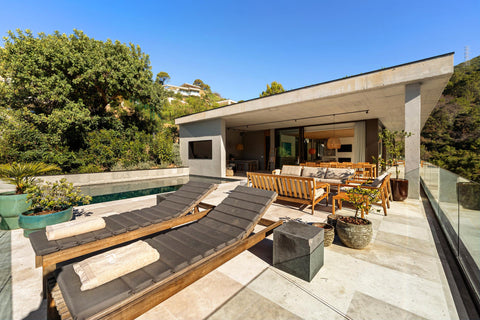 5-Bed Villa Discreta