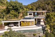 5-Bed Villa Discreta