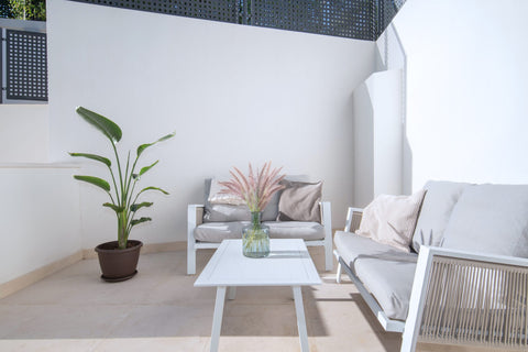 2-Bed Manzana Pool