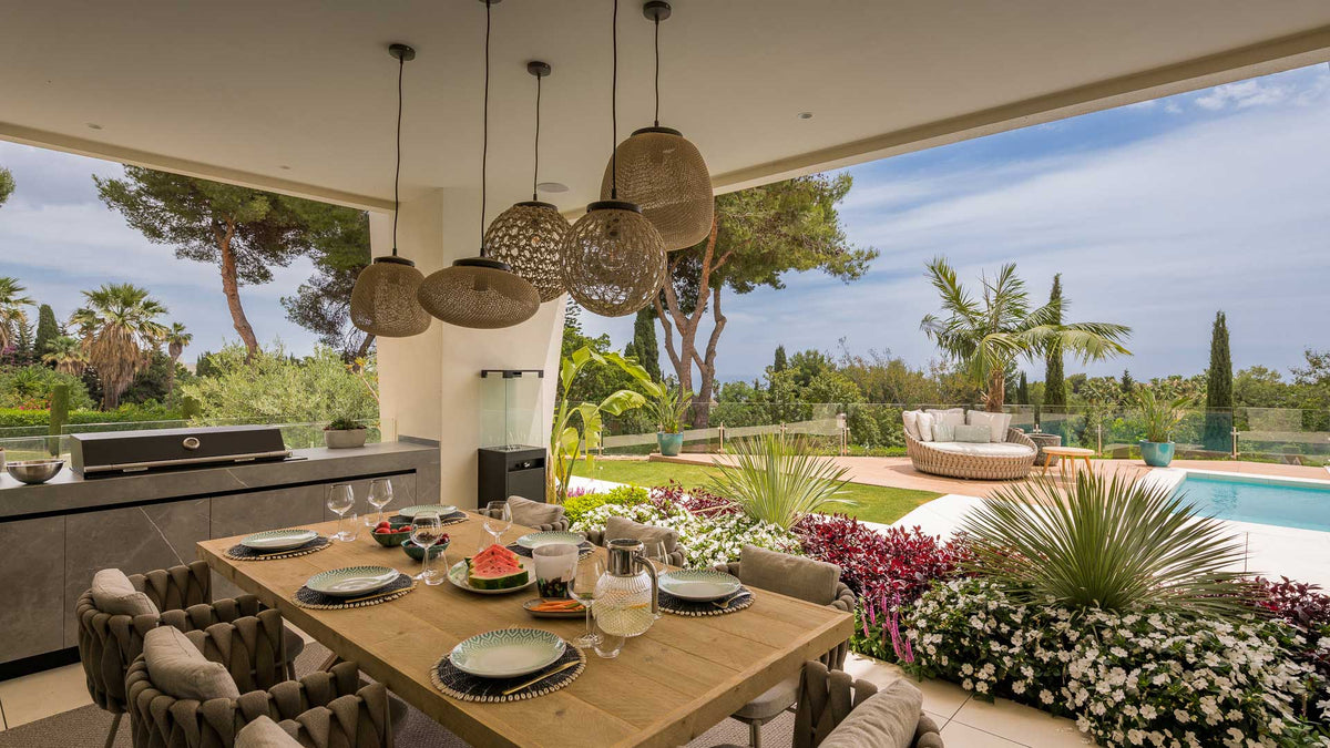 5-Bed Villa Los Angeles