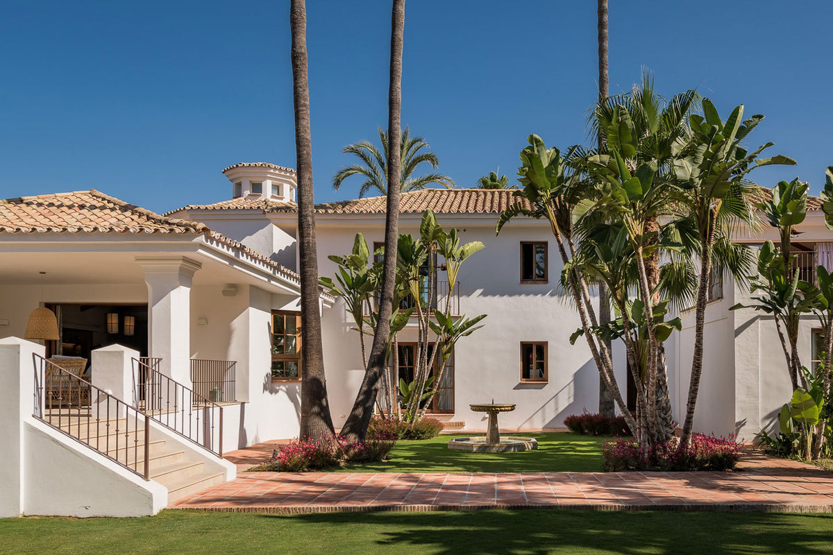 8-Bed Villa Los Verdiales
