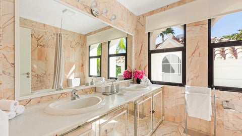 7-bed Villa Sana(beachfront)