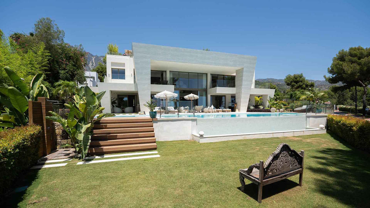 5-Bed Villa Los Angeles