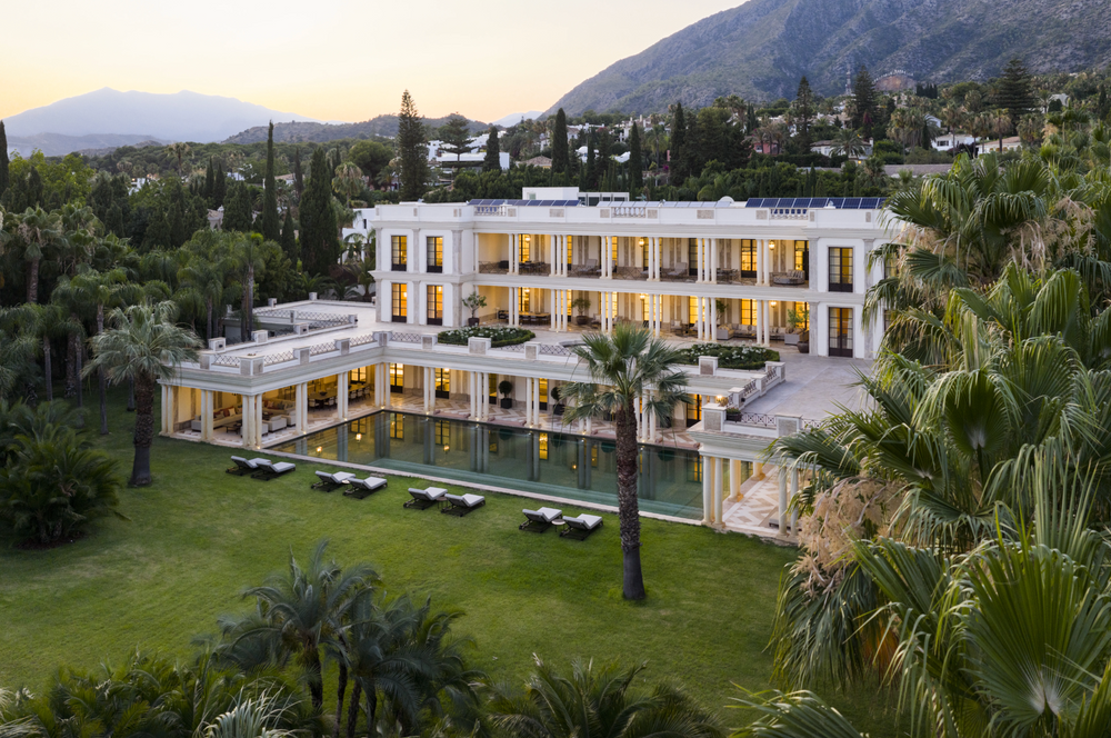 Villa Favorita, 8-bed villa on the Golden Mile, Marbella – photo 33