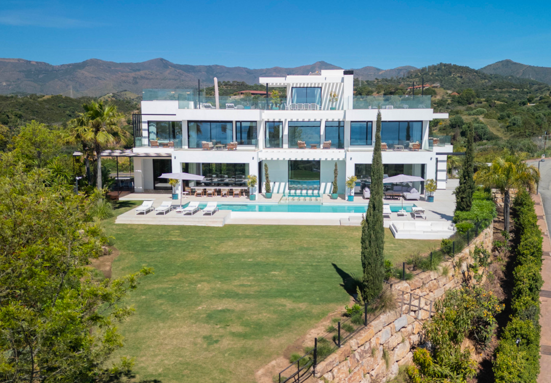 Villa Liana, 9-bed villa in Estepona, near Marbella – photo 1