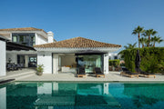 4-Bed Villa Interni