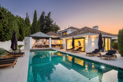 4-Bed Villa Interni