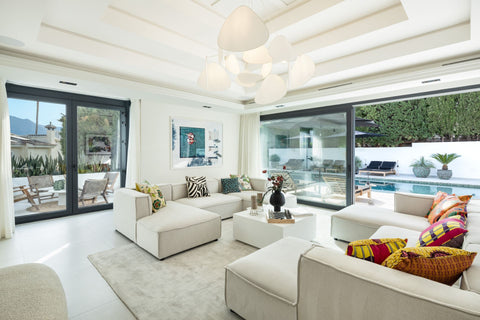 4-Bed Villa Interni