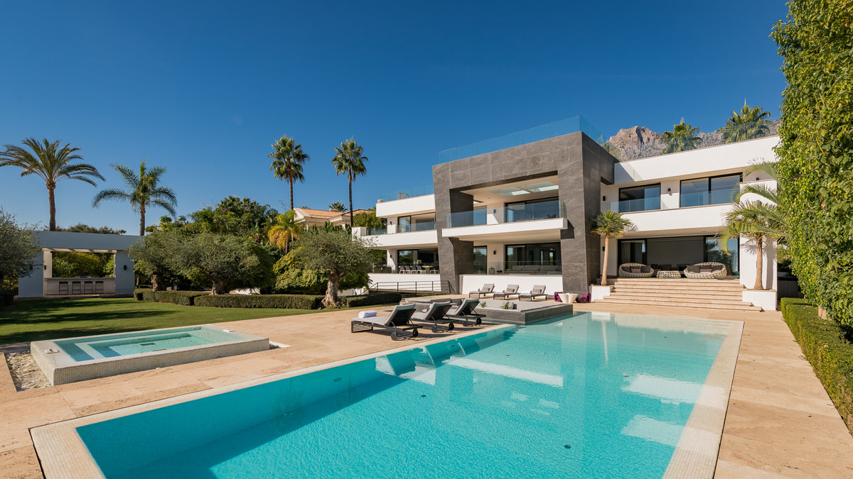 6-Bed Villa Avanti