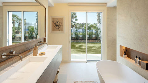 5-Bed Villa La Luisa(Beachfront)