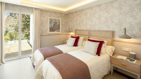 5-Bed Villa La Luisa(Beachfront)