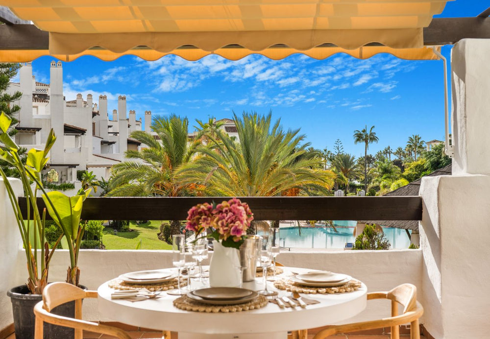 Las Adelfas, 2-bed apartment in San Pedro, Marbella – photo 1