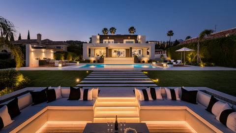 6-Bed Villa Oak