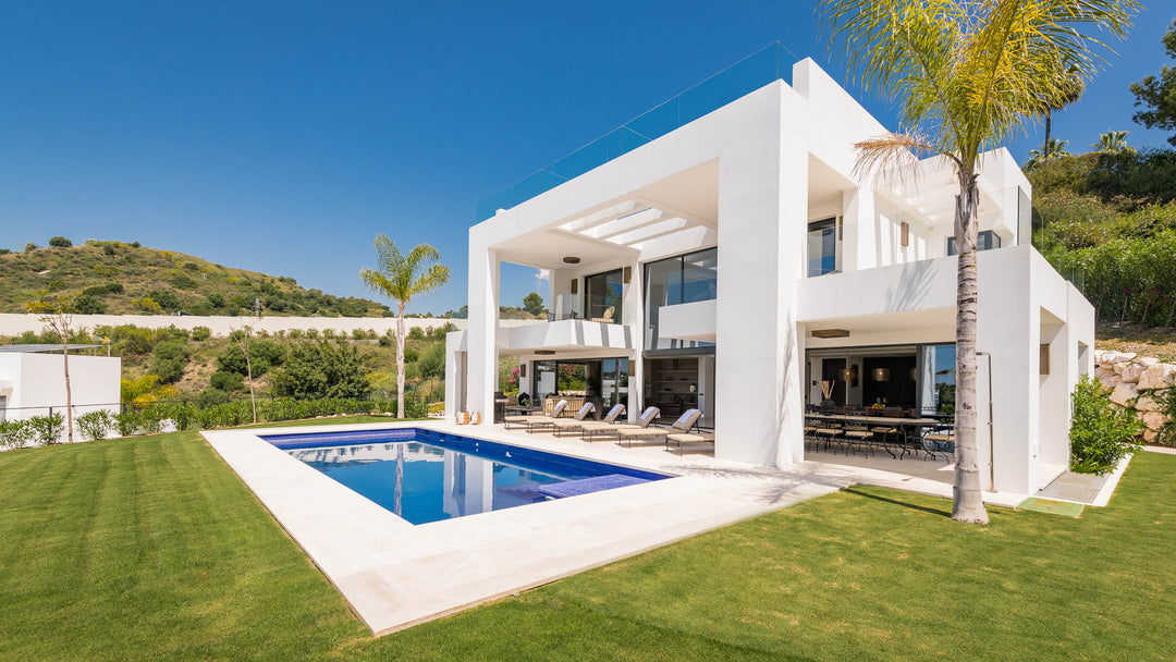 Villa V, 6-bed villa in Nueva Andalucia, Marbella – photo 1