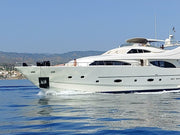 Ferretti Custom Line 94