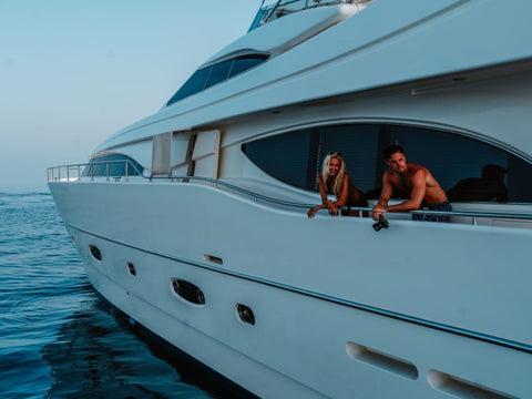 Ferretti Custom Line 94